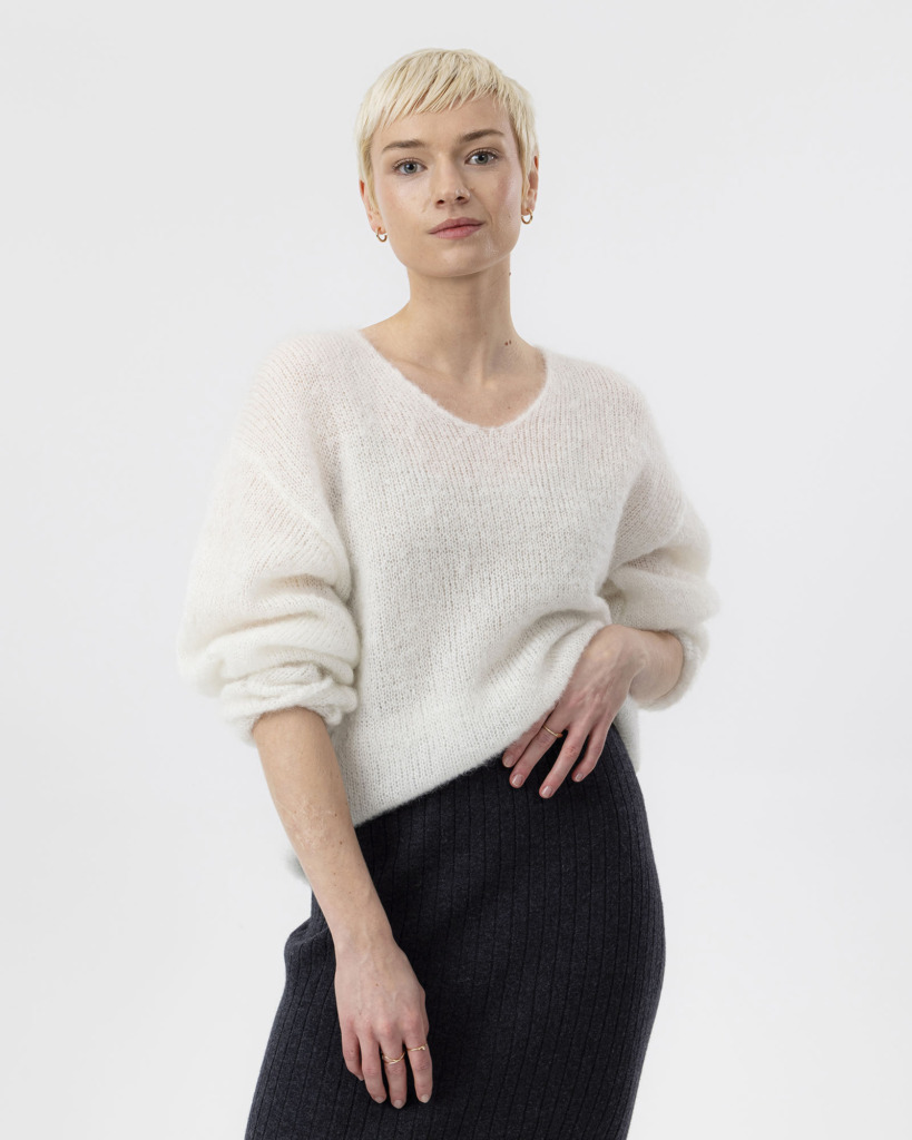 Lilian V-Neck