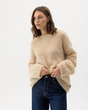 Joline Crew - Sand, M