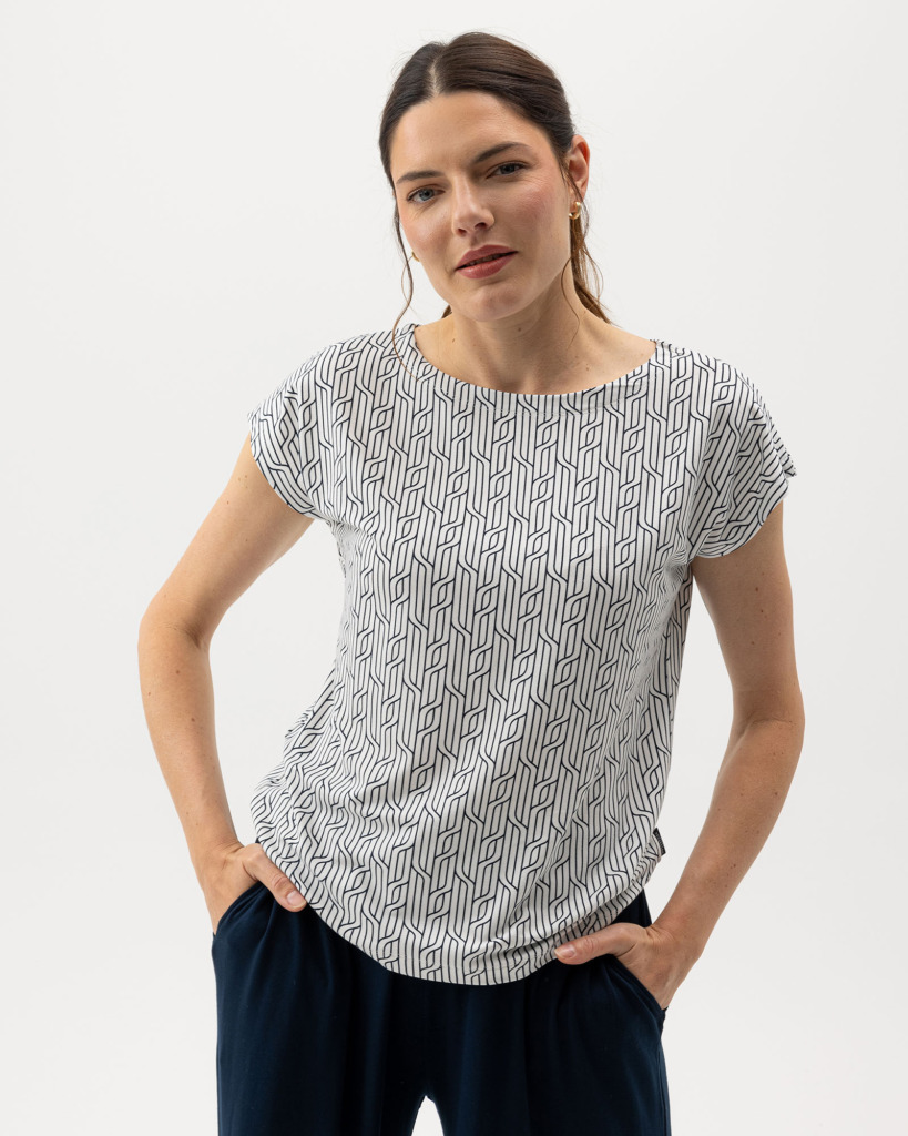 Esther Capsleeve